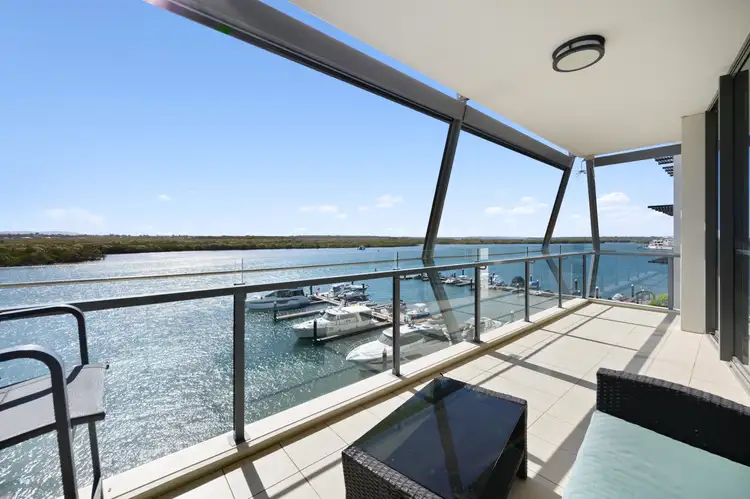 4 Marina Promenade