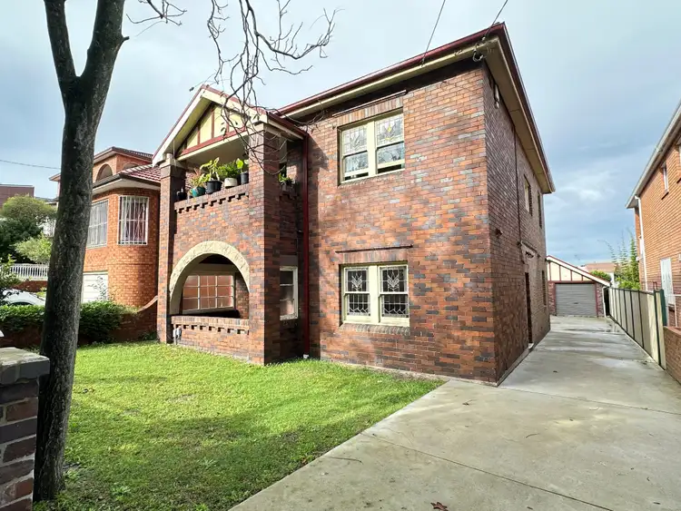 45 Rainbow Street
