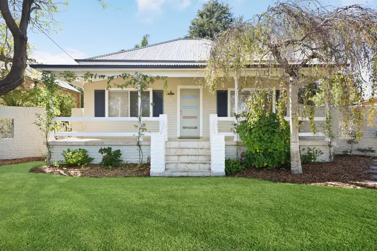3 Edward Street