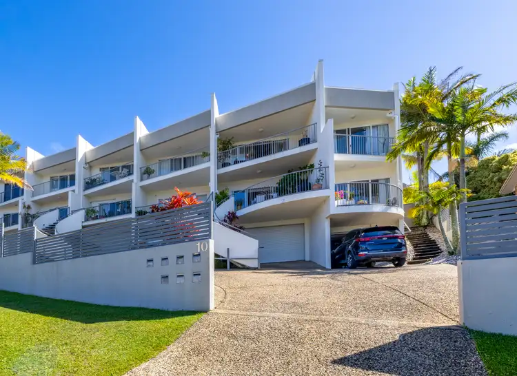 10-12 Kalinda Avenue