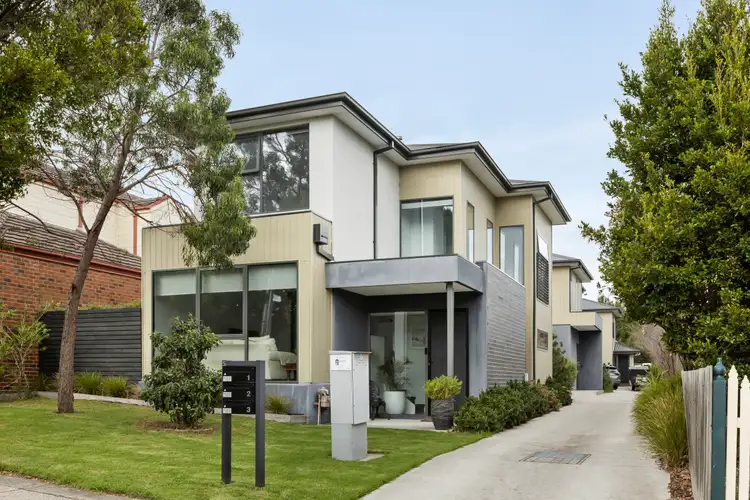 5 Melville Avenue