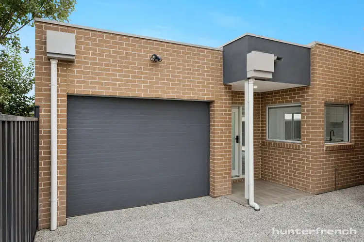 42 Bruce Street South