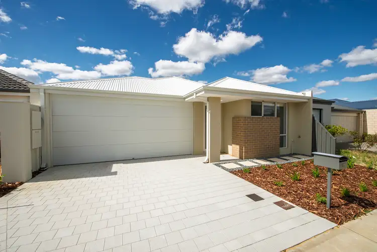 11 Ullman Road