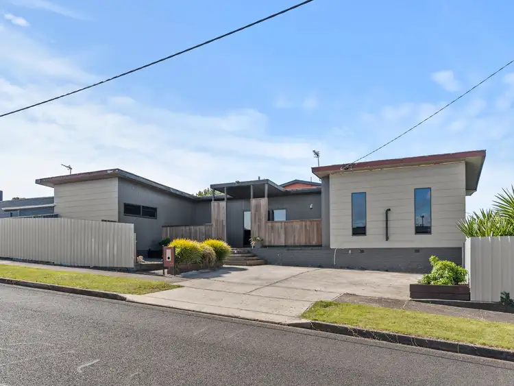7 Watkinson Street