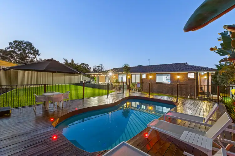 8 Lexington Drive
