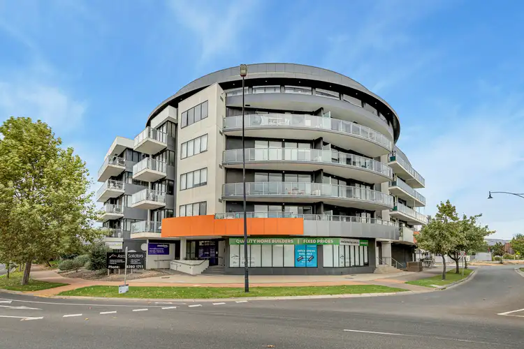 1 Woodward Way