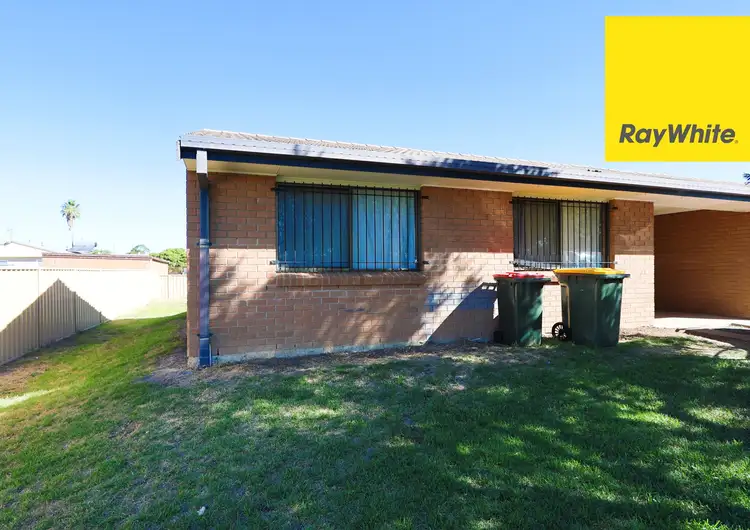 106 Macintyre Street