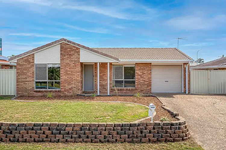5 Pitt Court