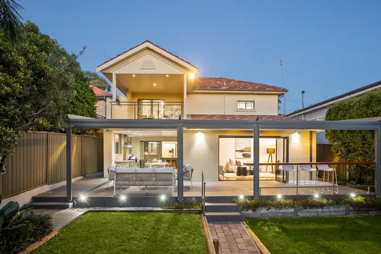 30 Glen Road