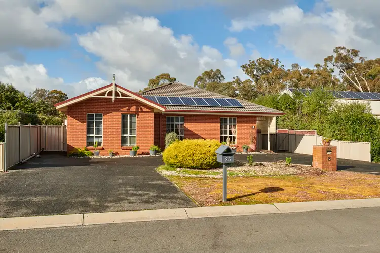 25 Wattle Drive