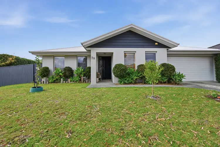78 Meanderri Drive