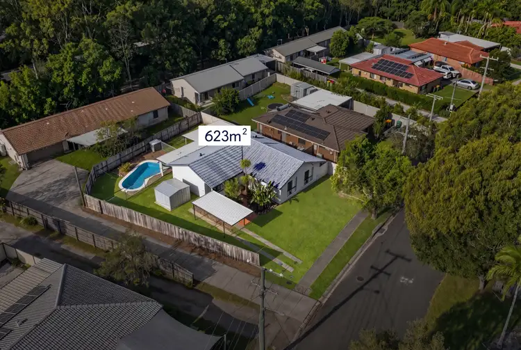 25 Holder Street