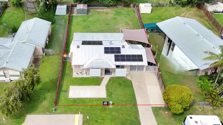 12 Broomdykes Drive