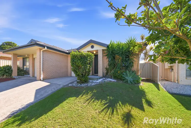 87 Clayton Crescent