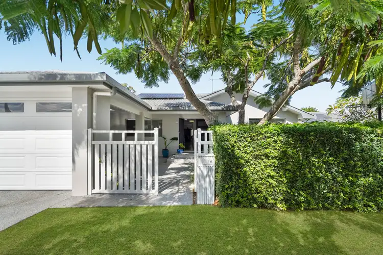 16 Inveray Avenue
