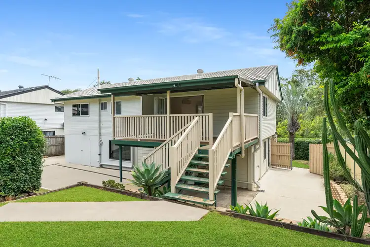 12 Cleves Street