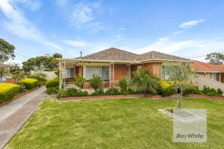 39 Menzies Parade