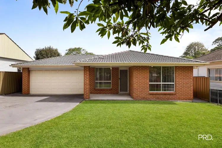 86 Penrose Crescent