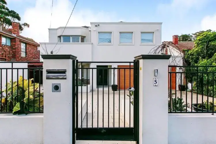 5 Maroona Road