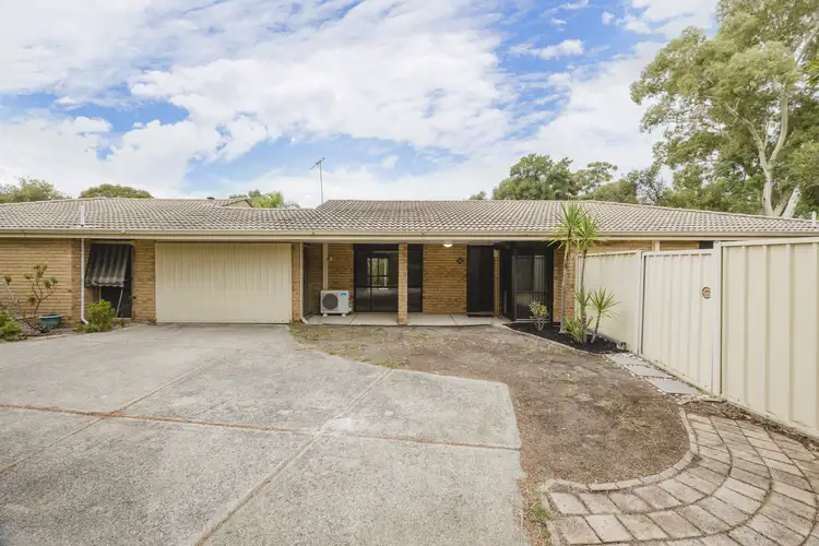 4 Casma Grove