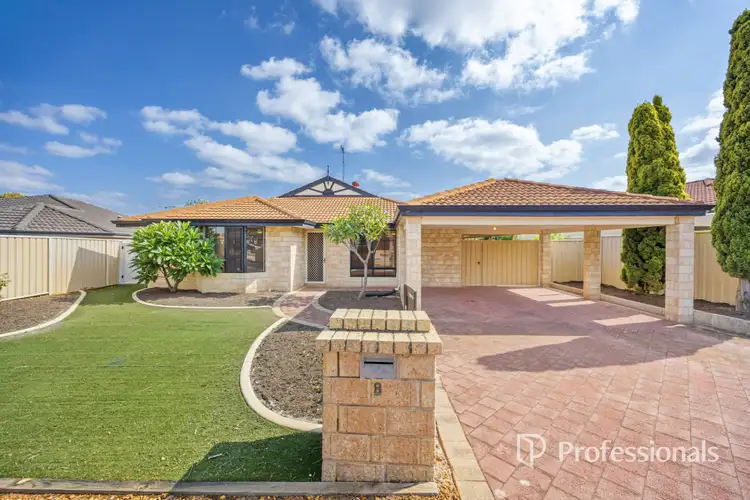 8 Bradford Loop