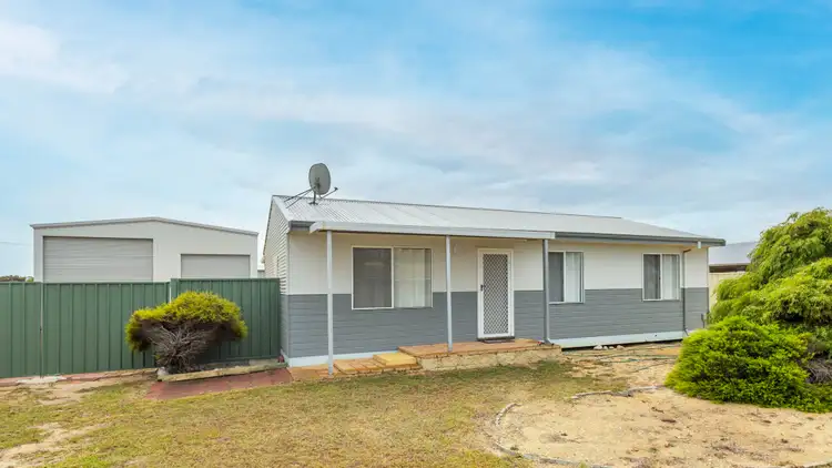 23 Agonis Street