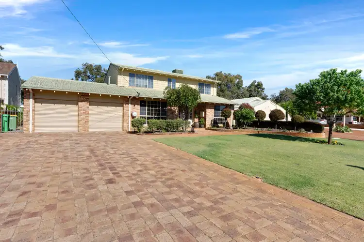 74 Lucy Victoria Avenue