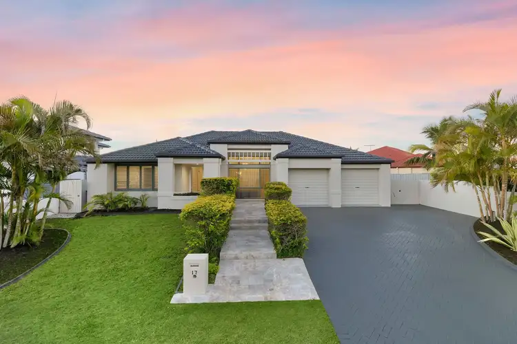 17 Cayman Crescent