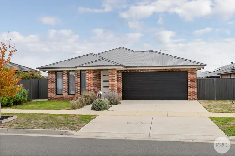 13 Lee Road