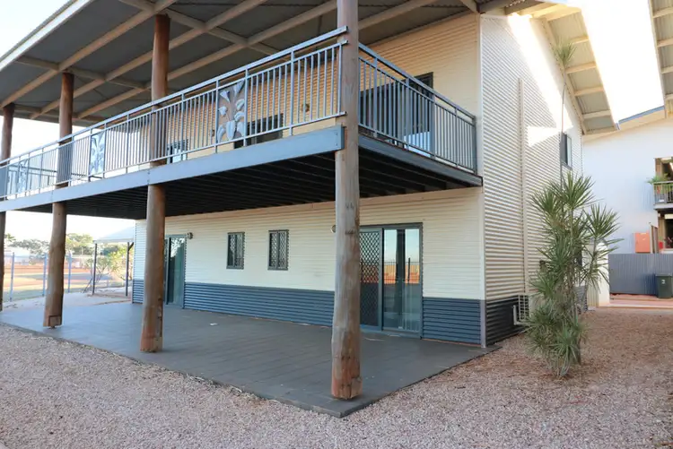 1/5 Rowan Street