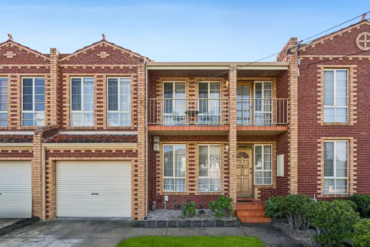 32 Hosken Street