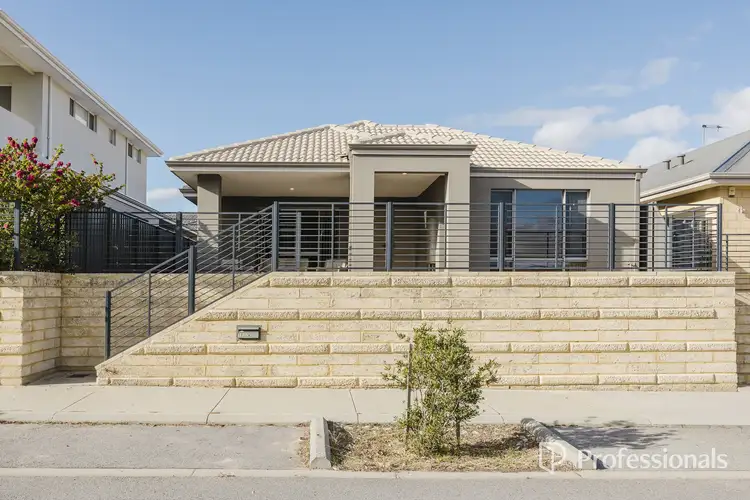 12 Bunker Crescent
