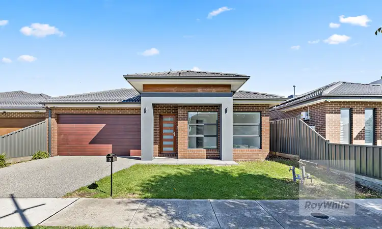 3 Alkira Boulevard