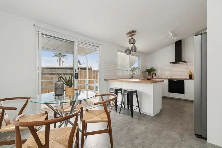 96 Nepean Highway
