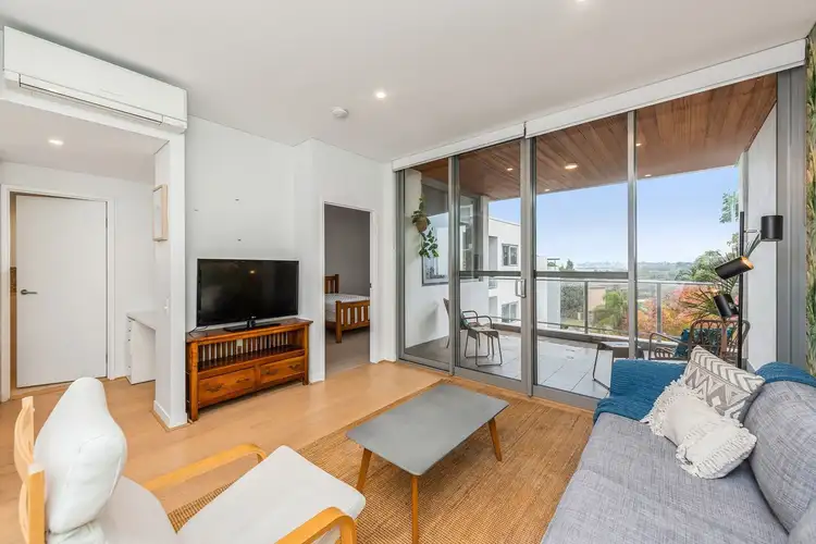 74/20 Rowe Avenue