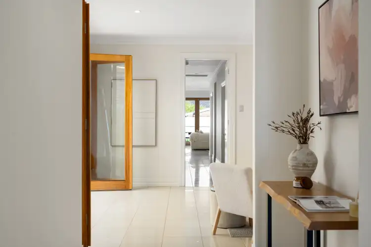17A Kent Avenue