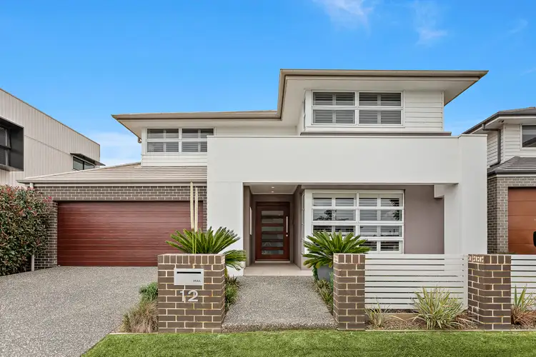12 Pier Avenue