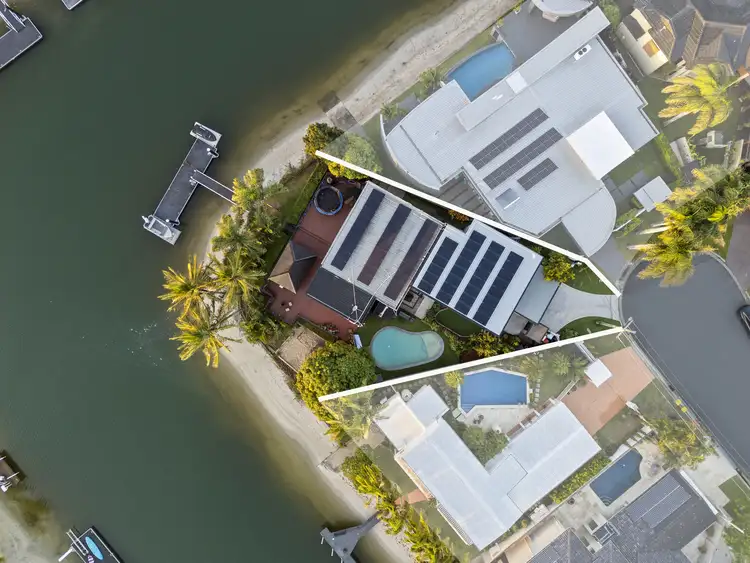 138 Amalfi Drive