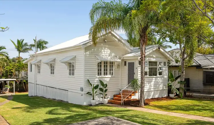 11 Eric Road