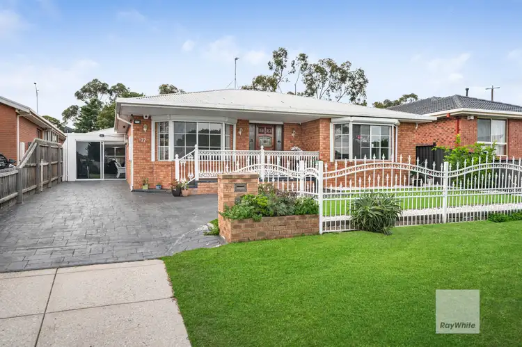 77 Bicentennial Crescent