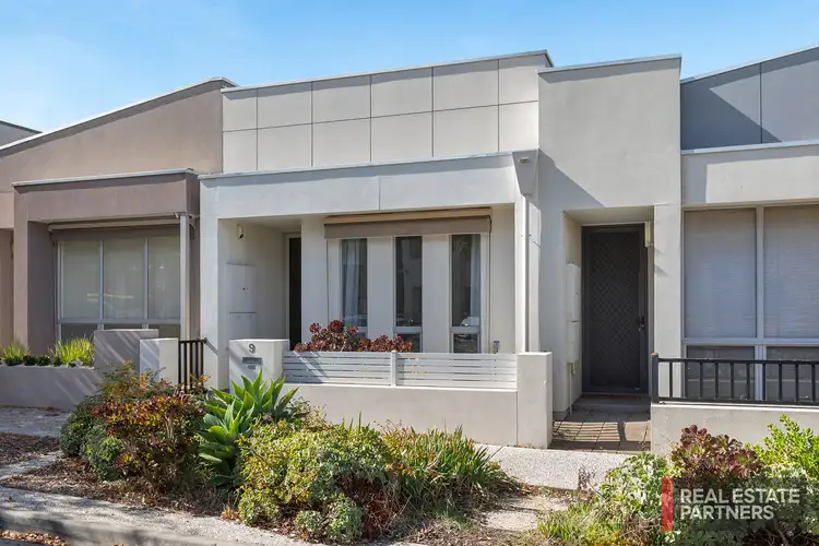 9 Richmond Walk