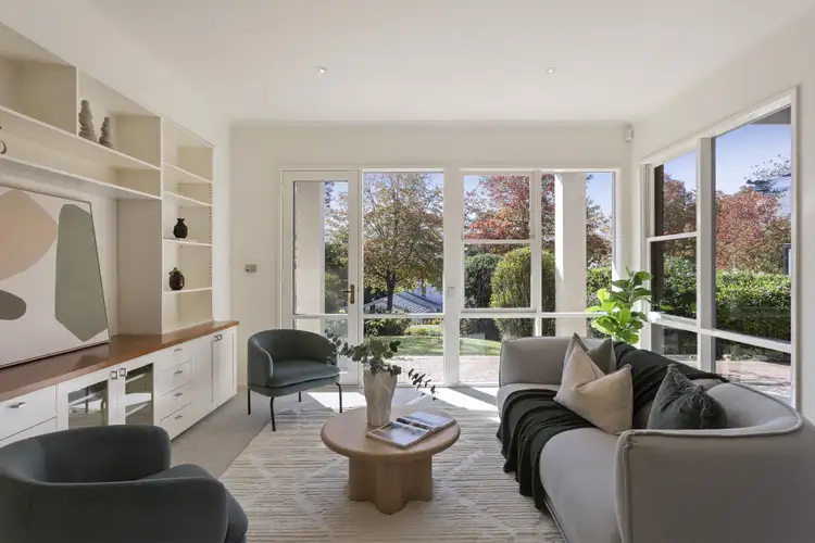48 Linckens Crescent