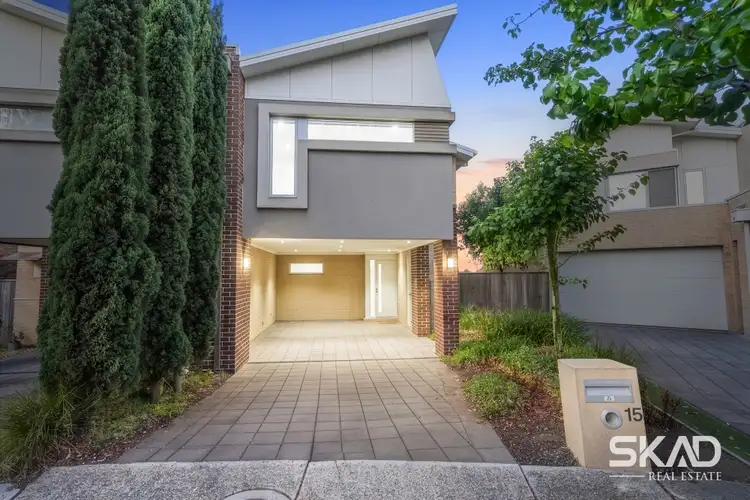 15 Eaglehawk Drive