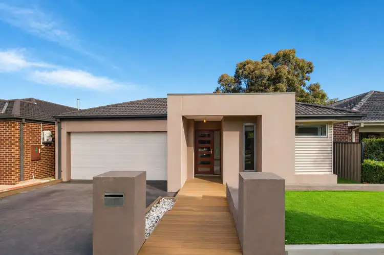 11 Haig Street
