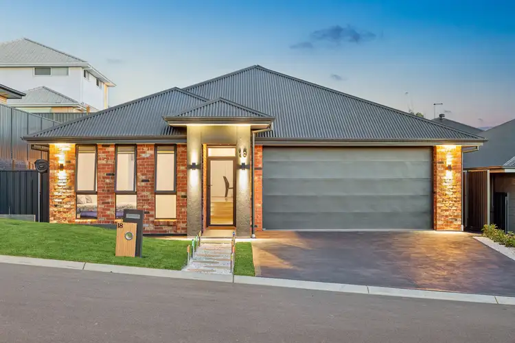 18 Kingsbridge Avenue