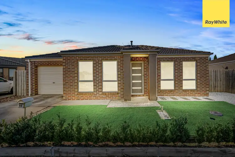 20-22 Roslyn Park Drive
