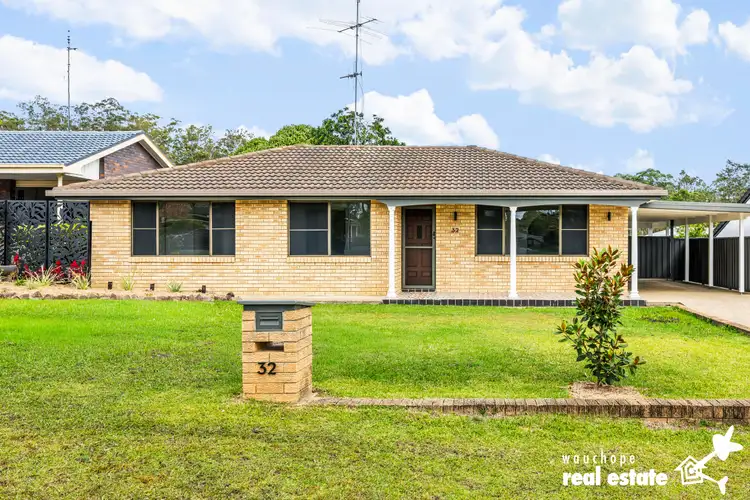 32 Tallowood Avenue