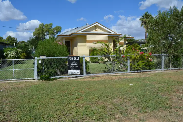 4 Myrtle Street