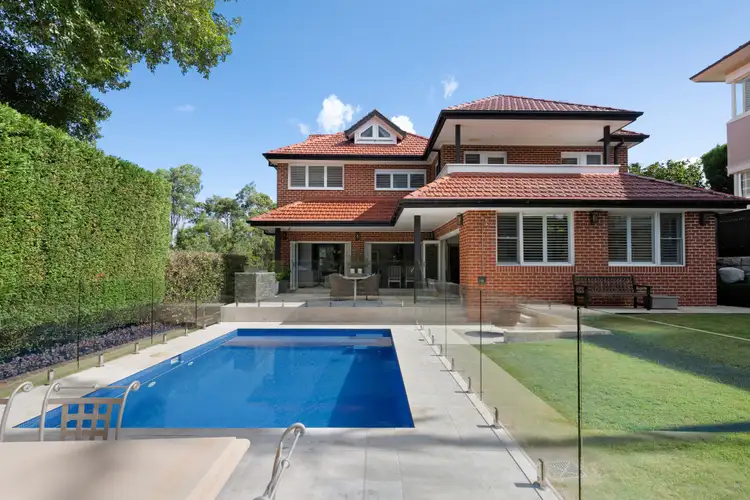 1 Bradleys Head Road