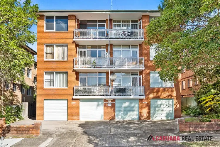 27 Baxter Avenue